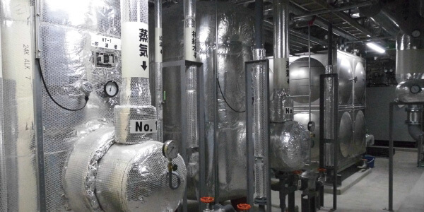 熱源機器(ボイラー・貯湯槽・ポンプ 空調)設備画像